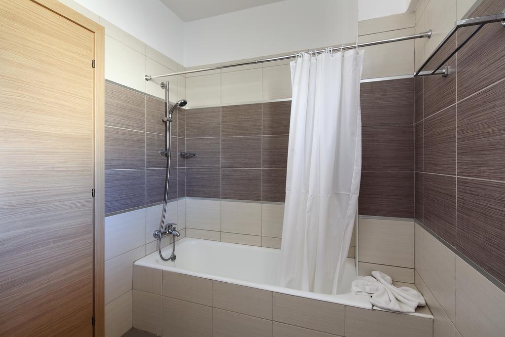 Apartament Adamou Gardens Pafos Zewnętrze zdjęcie
