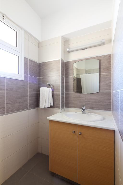 Apartament Adamou Gardens Pafos Zewnętrze zdjęcie
