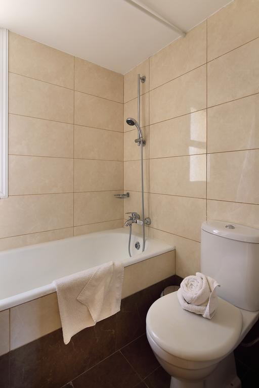 Apartament Adamou Gardens Pafos Zewnętrze zdjęcie
