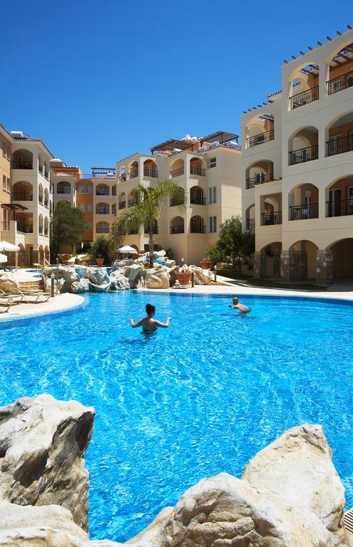 Apartament Adamou Gardens Pafos Zewnętrze zdjęcie